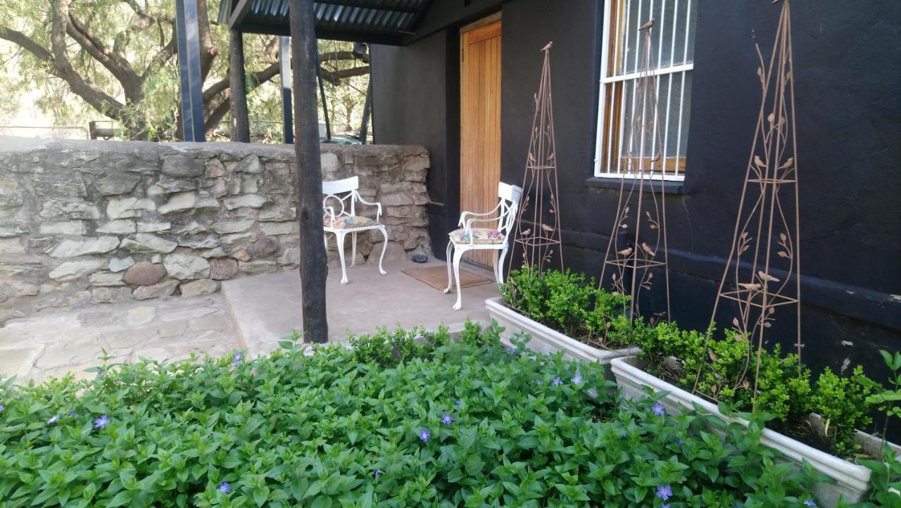 Smithfield Black Cottage מראה חיצוני תמונה