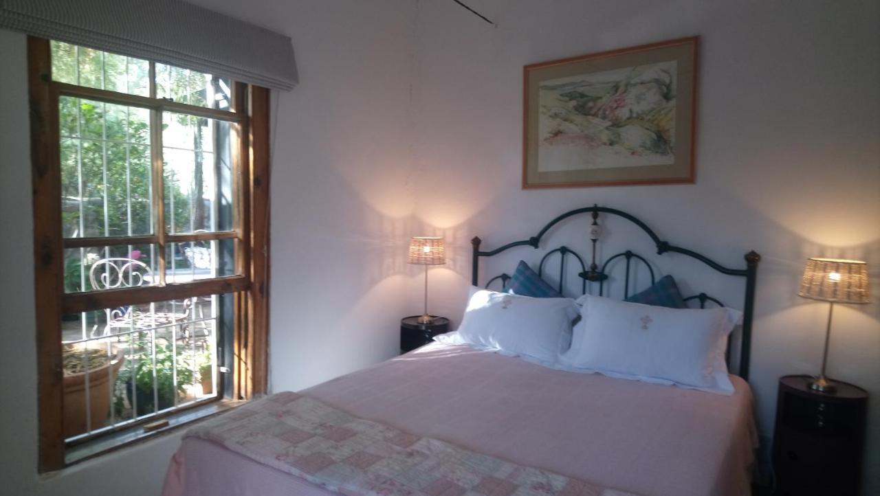 Smithfield Black Cottage מראה חיצוני תמונה
